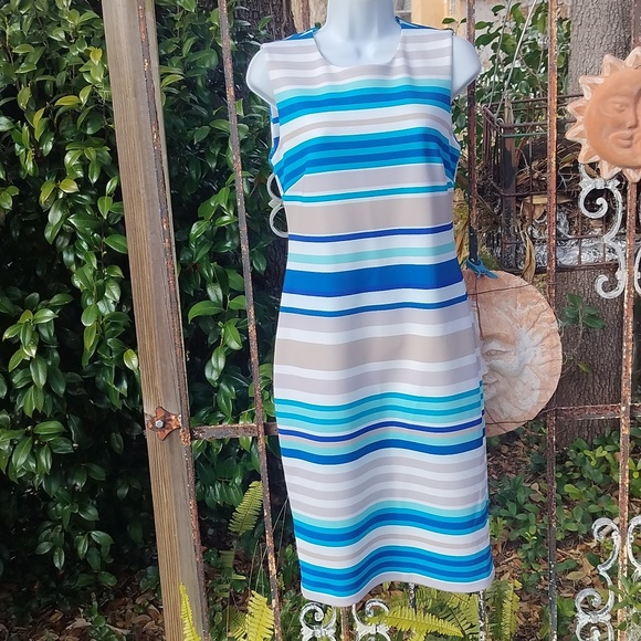 Calvin Klein New Size 8 Striped Dress - Picture 4 of 7